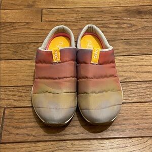 Ryka Women’s Puff Slip On Mules in Pink Multicolor Size 8